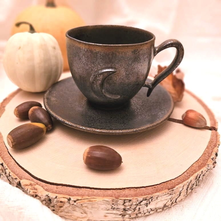 Elegancka filiżanka ceramiczna z Księżycem Srebro &amp; Złoto - 220ml ze spodkiem