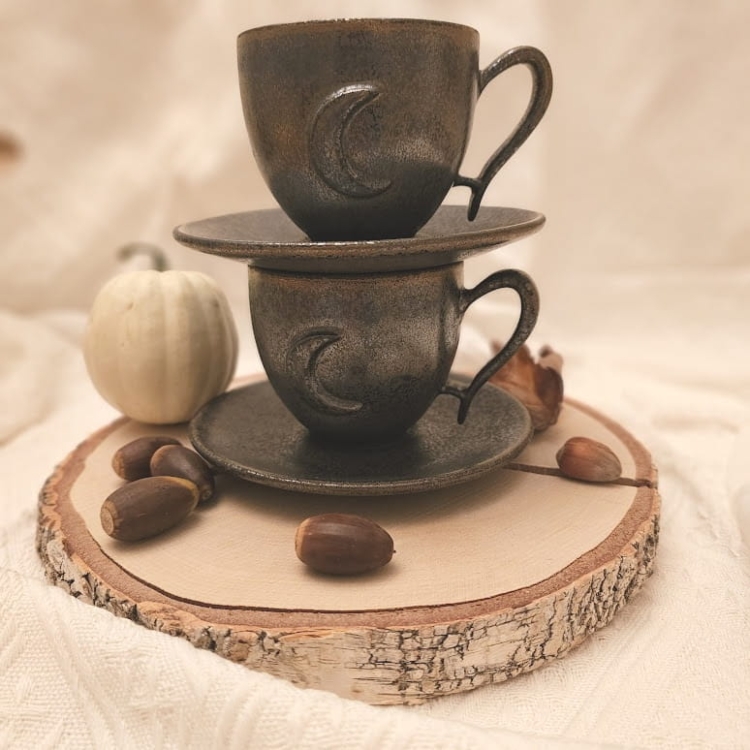 Elegancka filiżanka ceramiczna z Księżycem Srebro &amp; Złoto - 220ml ze spodkiem