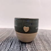 Czarka zielono-niebieska z serduszkiem 180 ml dwukolorowa kubek bez ucha z serduszkiem