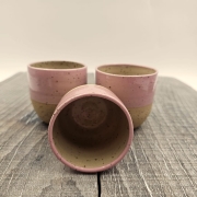 Czarka kubek bez ucha nakrapiana różowa czarka espresso 180 ml