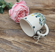 Kubek ceramiczny Bell Łąka kaszubska ceramika ręcznie zdobiona Arbata