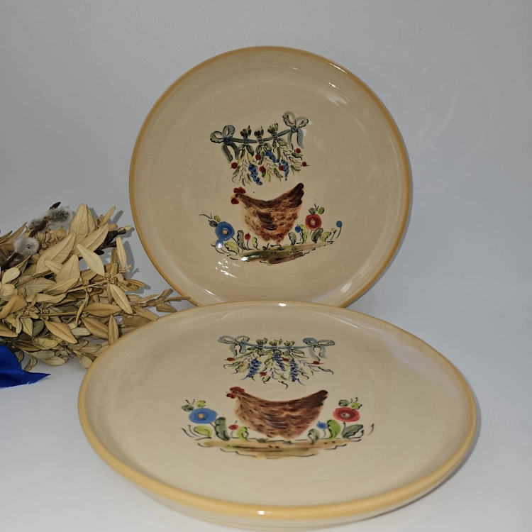 Talerz ceramiczny KURA śr. 20 cm kolorowy wiejski FAJNA CERAMIKA ręcznie malowany i toczony