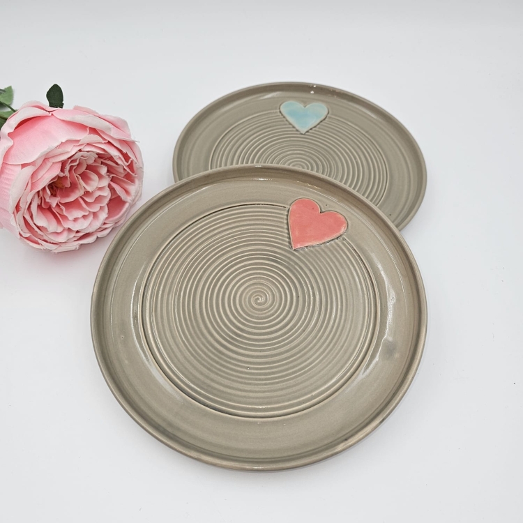 Talerz ceramiczny SZARY - SERDUSZKO śr. 20 cm kolorowy ręcznie robiony FAJNA CERAMIKA