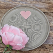 Talerz ceramiczny SZARY - SERDUSZKO śr. 20 cm kolorowy ręcznie robiony FAJNA CERAMIKA