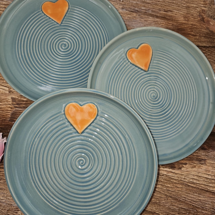 Talerz ceramiczny NIEBIESKI Ciemny - SERDUSZKO śr. 20 cm kolorowy ręcznie robiony FAJNA CERAMIKA