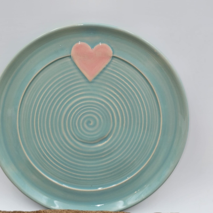 Talerz ceramiczny NIEBIESKI Jasny - SERDUSZKO śr. 20 cm kolorowy ręcznie robiony FAJNA CERAMIKA