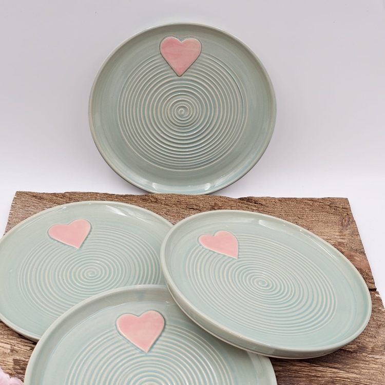 Talerz ceramiczny SELEDYNOWY - SERDUSZKO śr. 20 cm kolorowy ręcznie robiony FAJNA CERAMIKA