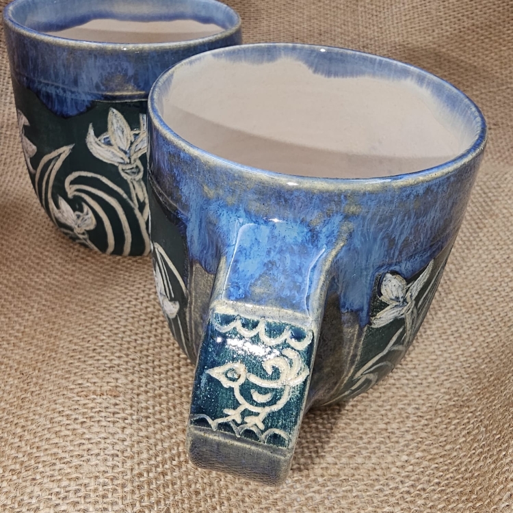 Kubek ceramiczny z uchem PRZEBIŚNIEGI niebieski-zielony poj. ok. 300 ml ręcznie toczony rękodzieło ręcznie zdobiony