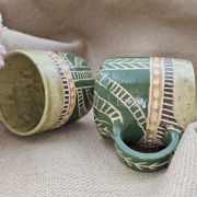 Kubek ceramiczny z uchem zielony AFRYKA poj. ok. 300 ml ręcznie toczony rękodzieło ręcznie zdobiony dla miłośnika afrykańskich klimatów