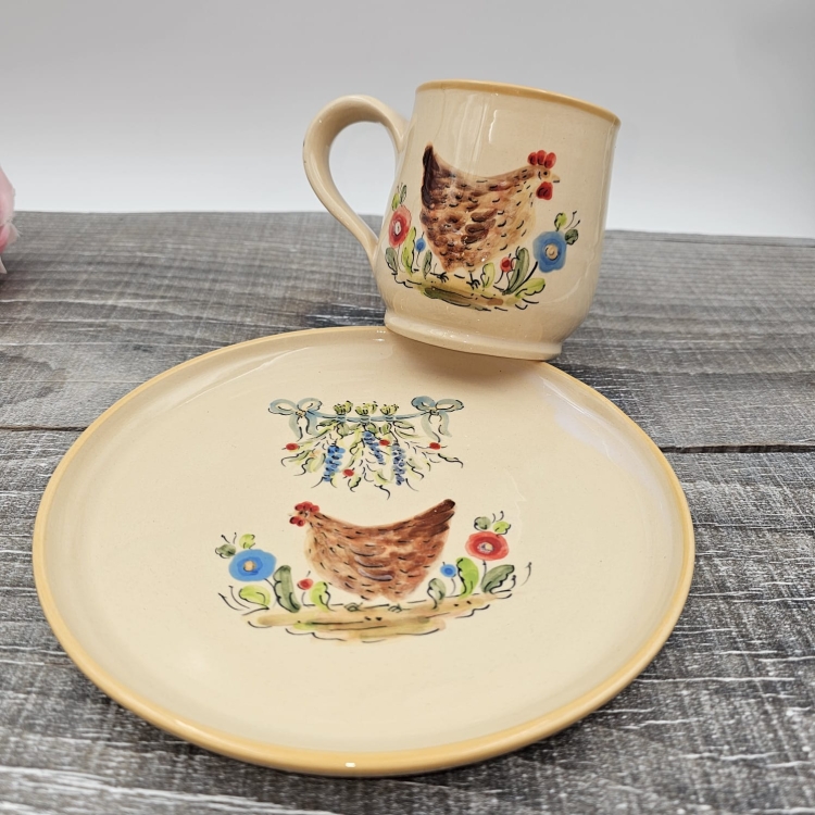 Talerz ceramiczny KURA śr. ok. 20 cm kolorowy wiejski FAJNA CERAMIKA ręcznie malowany i toczony talerz z kurą wiejski