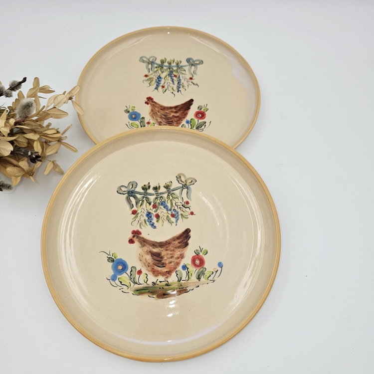 Talerz ceramiczny KURA śr. ok. 20 cm kolorowy wiejski FAJNA CERAMIKA ręcznie malowany i toczony talerz z kurą wiejski