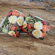 Kubek + nadruk z uchem łąka tulipanów tulipany kolorowe kubek 300 ml zwykły ceramiczny z sublimacją nadrukiem biały z kolorowym nadrukiem kubek kolorowe tulipany łąka