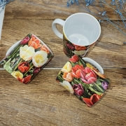 Kubek + nadruk z uchem łąka tulipanów tulipany kolorowe kubek 300 ml zwykły ceramiczny z sublimacją nadrukiem biały z kolorowym nadrukiem kubek kolorowe tulipany łąka