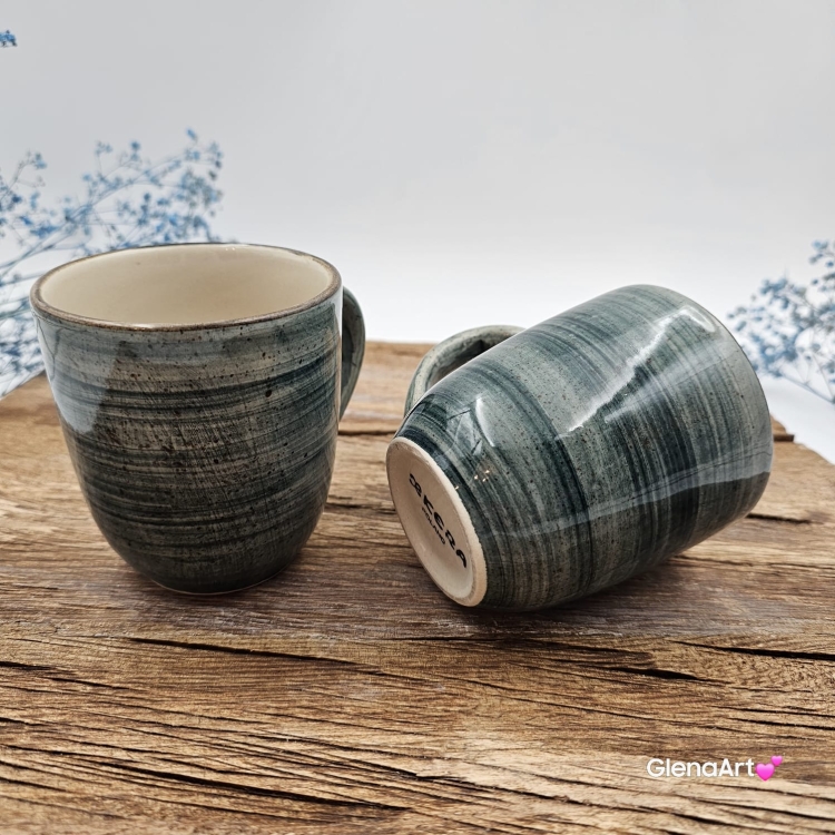 Kubek ceramiczny Bel Rustic Kera 300 ml ZIELEŃ BUTELKOWA kubek z uchem w kolorze zieleni butelkowej piękny kubek w kolorze