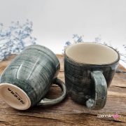 Kubek ceramiczny Bel Rustic Kera 300 ml ZIELEŃ BUTELKOWA kubek z uchem w kolorze zieleni butelkowej piękny kubek w kolorze