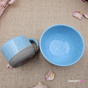 Miska ceramiczna nakrapiana z szarej gliny w błękitnym szkliwie na musli lub zupę ręcznie toczona niebieska piękna miseczka