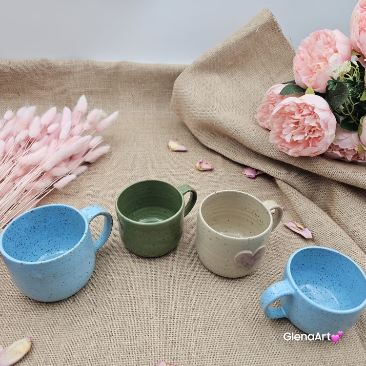 Piękny kubek ceramiczny nakrapiany błękitno - szary - 150 ml z uchem ręczni toczony niebieski kubek z szarej gliny