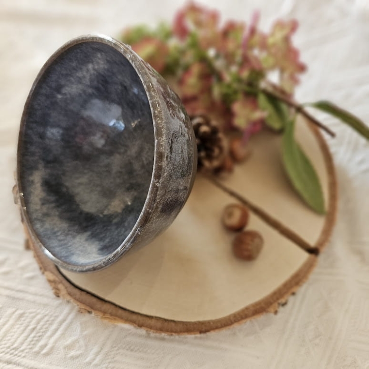 Miska ceramiczna brązowo - niebieska rękodzieło ręcznie toczona brązowa glina miska sałatkowa