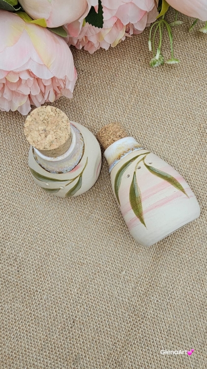 Zestaw ceramiczny do przypraw - Sól i pieprz z zatyczkami z korka sypane od góry ręcznie toczone i malowane rękodzieło piękny zestaw ceramiczny z wygodnym wgłębieniem do chwytania
