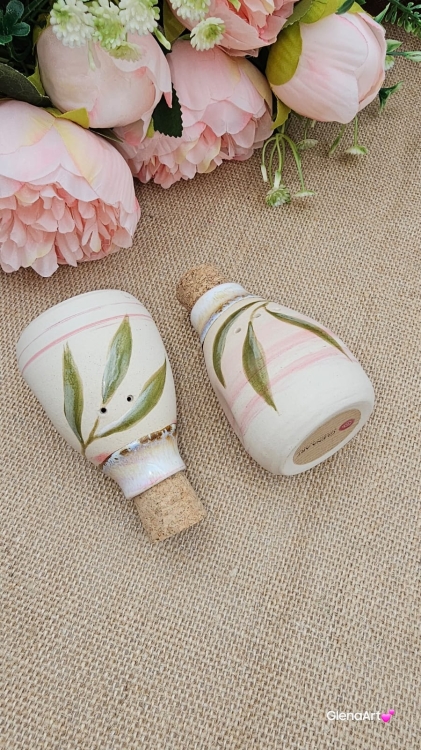 Zestaw ceramiczny do przypraw - Sól i pieprz z zatyczkami z korka sypane od góry ręcznie toczone i malowane rękodzieło piękny zestaw ceramiczny z wygodnym wgłębieniem do chwytania