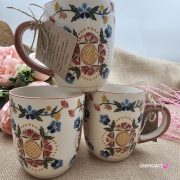 Kubek ceramiczny Bell dekoracja Wdzydzka kaszubska ceramika ręcznie zdobiona Arbata kubek wdzydzki wzór kaszubski rękodzieło metoda stempelka