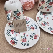 Filiżanka ceramiczna ze spodkiem RÓŻE kaszubska ceramika ręcznie zdobiona Arbata metoda stempelka i ręcznie malowane kaszubska filiżanka