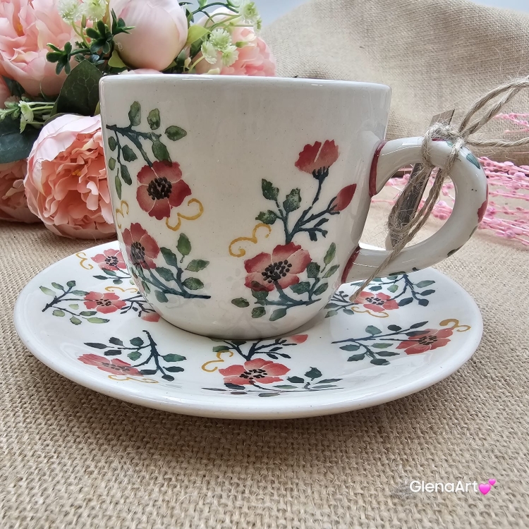 Filiżanka ceramiczna ze spodkiem RÓŻE kaszubska ceramika ręcznie zdobiona Arbata metoda stempelka i ręcznie malowane kaszubska filiżanka