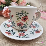 Filiżanka ceramiczna ze spodkiem RÓŻE kaszubska ceramika ręcznie zdobiona Arbata metoda stempelka i ręcznie malowane kaszubska filiżanka