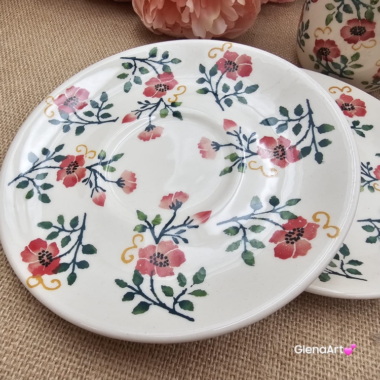 Filiżanka ceramiczna ze spodkiem RÓŻE kaszubska ceramika ręcznie zdobiona Arbata metoda stempelka i ręcznie malowane kaszubska filiżanka