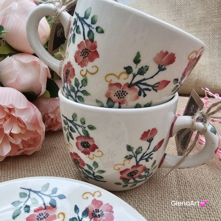 Filiżanka ceramiczna ze spodkiem RÓŻE kaszubska ceramika ręcznie zdobiona Arbata metoda stempelka i ręcznie malowane kaszubska filiżanka