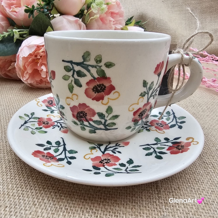 Filiżanka ceramiczna ze spodkiem RÓŻE kaszubska ceramika ręcznie zdobiona Arbata metoda stempelka i ręcznie malowane kaszubska filiżanka