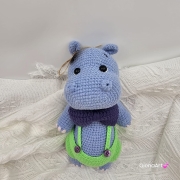 Hipopotam na szydełku hipcio fioletowy wykonany na szydełku rękodzieło hipcio na szydełku maskotka hipcio