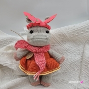 Hipcia w sukience na szydełku hipopotam na szydełku w sukience hipcia rękodzieło maskotka hipcia wykonane na szydełku