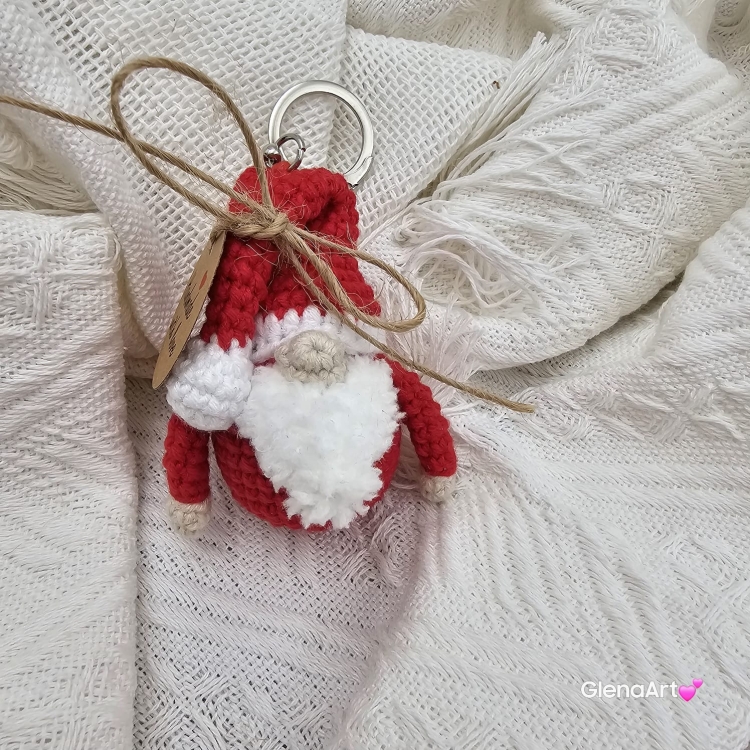 Skrzat GNOM ELF na szydełku zawieszka brelok na szydełku rękodzieło maskotka do zaczepienia wykonane na szydełku ELFIK skrzat gnom na szydełku