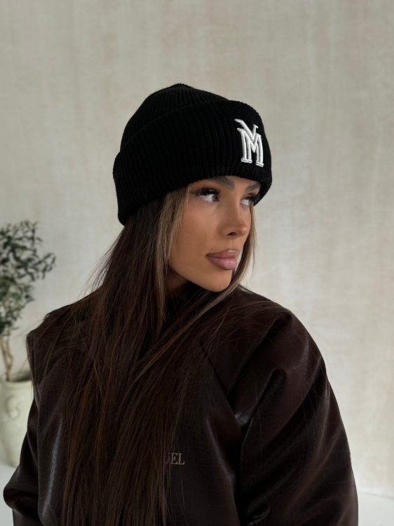 Czapka LAMANUEL NEEDS czarna zimowa/jesienna UNI z haftowanym logo LaManuel