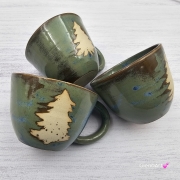 Kubek ceramiczny choinka / filiżanka choinka z choinką i uchem zielono-niebiesko-brązowy Bożonarodzeniowy świąteczny kubek ręcznie toczony świąteczna filiżanka z choinką