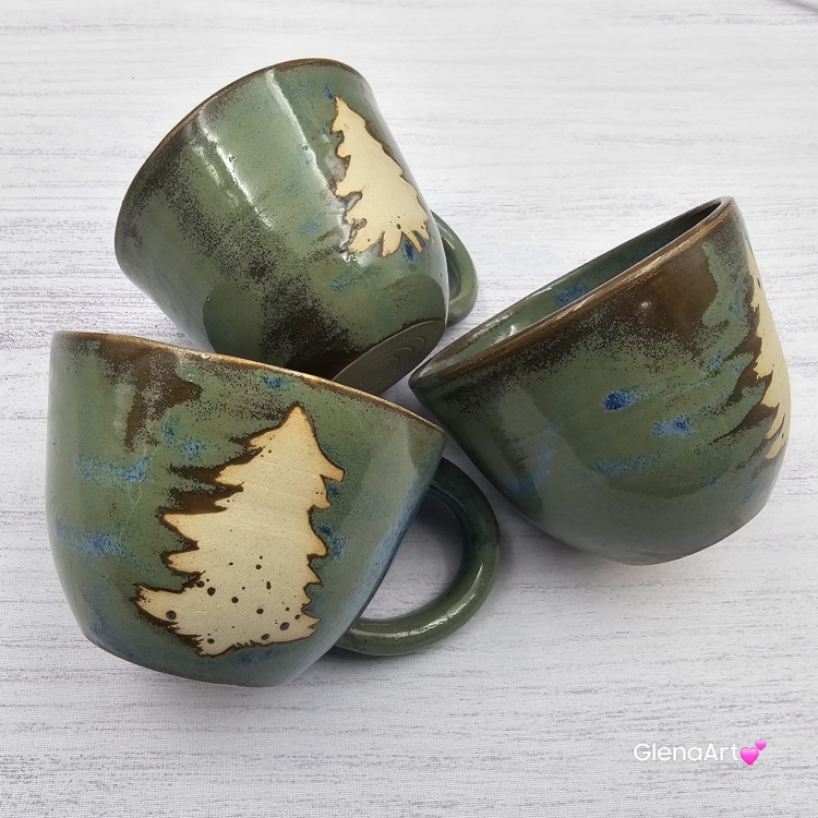 Kubek ceramiczny choinka / filiżanka choinka z choinką i uchem zielono-niebiesko-brązowy Bożonarodzeniowy świąteczny kubek ręcznie toczony świąteczna filiżanka z choinką