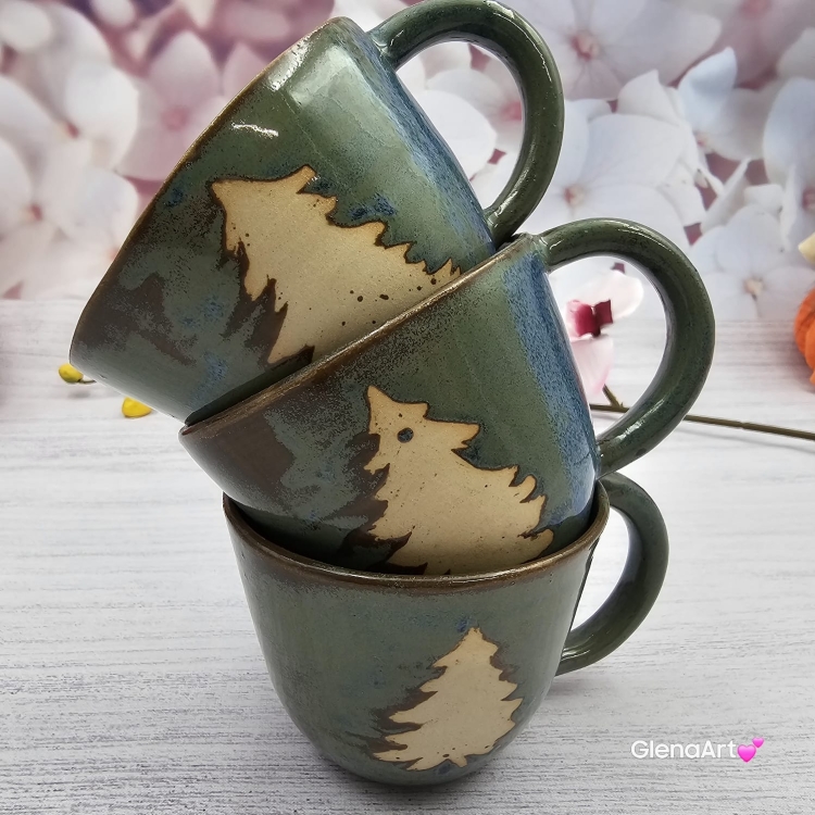 Kubek ceramiczny choinka / filiżanka choinka z choinką i uchem zielono-niebiesko-brązowy Bożonarodzeniowy świąteczny kubek ręcznie toczony świąteczna filiżanka z choinką
