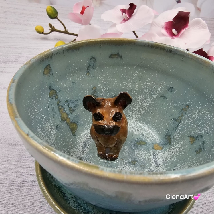 Filiżanka ze spodkiem pieskiem BULDOŻKIEM FRANCUSKIM ceramiczna ze spodkiem i karmelowym pieskiem ręcznie toczona i malowana elegancka filiżanka z pięknym szkliwem BULDOŻEK FRANCUSKI kubek z pieskiem buldożkiem biszkoptowym