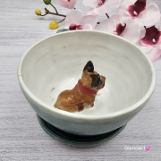 Filiżanka ze spodkiem pieskiem BULDOŻKIEM FRANCUSKIM ceramiczna ze spodkiem i karmelowym pieskiem ręcznie toczona i malowana elegancka filiżanka z pięknym szkliwem BULDOŻEK FRANCUSKI kubek z pieskiem buldożkiem nieidealna