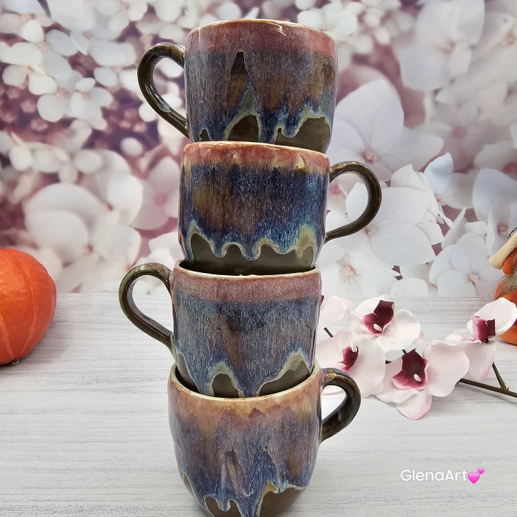 Kubek KOŃ ceramiczny z koniem w środku RÓŻ - NIEBIESKI ręcznie toczony i malowany fioletowo różowy kubek z koniem wewnątrz