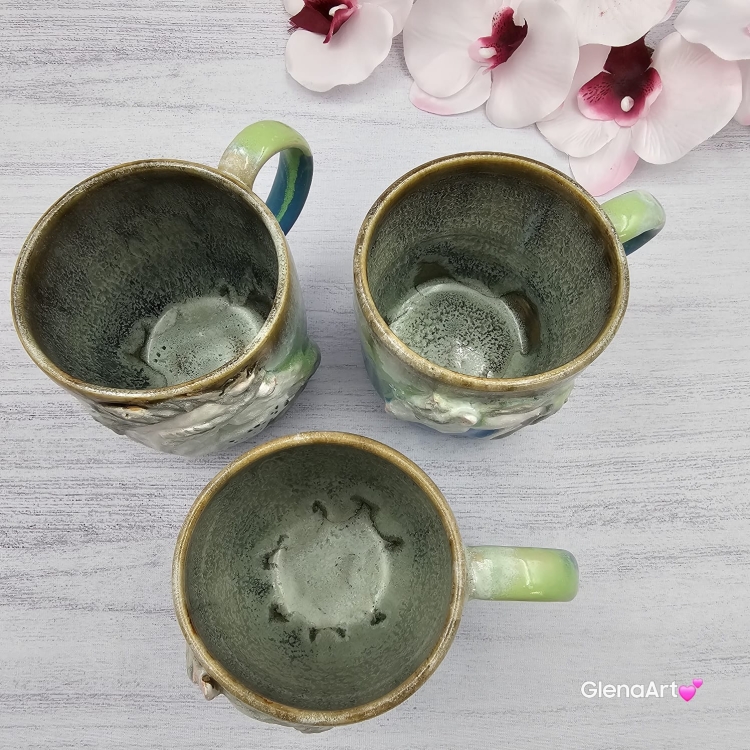 Duży kubek KOŃ ceramiczny z siwym KONIEM na zewnątrz ręcznie toczony i malowany kubek biały koń niebieski kubek z koniem