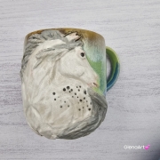 Duży kubek KOŃ ceramiczny z siwym KONIEM na zewnątrz ręcznie toczony i malowany kubek biały koń niebieski kubek z koniem