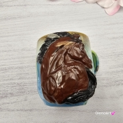 Duży kubek KOŃ ceramiczny z płaskorzeźbą gniadego KONIA na zewnątrz ręcznie toczony i malowany kubek brązowy koń niebieski kubek z koniem