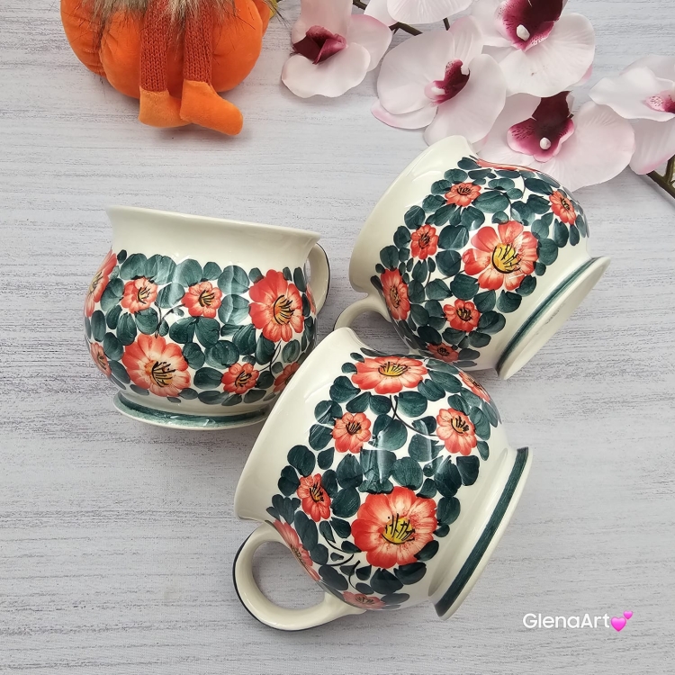 Kubek ceramiczny beczółka kwiatki Nikola Fajans Włocławek 250 ml metoda stempelka kubek z motywem kwiatowym czerwono-zielonym kubek w kwiatki