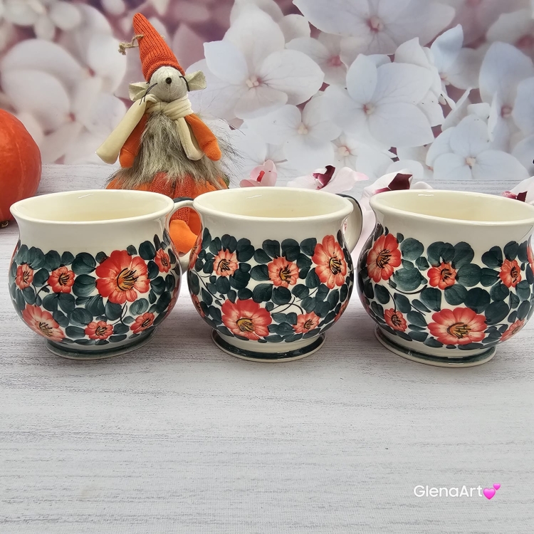 Kubek ceramiczny beczółka kwiatki Nikola Fajans Włocławek 250 ml metoda stempelka kubek z motywem kwiatowym czerwono-zielonym kubek w kwiatki