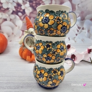 Kubek ceramiczny beczółka żółte i zielone kwiatki Nikola Fajans Włocławek 250 ml metoda stempelka kubek z motywem kwiatowym żółto - zielone kubek w kwiatki i ptaszek