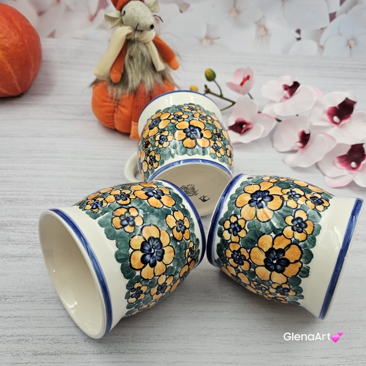 Kubek MAX ceramiczny AGATA wzór kwiatowy żółte kwiaty Fajans Włocławek 450 ml metoda stempelka kubek z motywem kwiatowym kubek w kwiatki kolorowy duży kubek max na wieczorną zimową herbatę wielki kubek ceramiczny