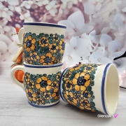 Kubek MAX ceramiczny AGATA wzór kwiatowy żółte kwiaty Fajans Włocławek 450 ml metoda stempelka kubek z motywem kwiatowym kubek w kwiatki kolorowy duży kubek max na wieczorną zimową herbatę wielki kubek ceramiczny
