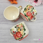 Kubek ceramiczny kolorowy z czerwonym ptaszkiem Jumbo Junior Fajans Włocławek 350 ml metoda stempelka kubek z motywem kwiatowym kolorowy kubek z ptaszkiem kubek w kwiaty z ptaszkiem